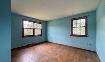 60 White Fox Rd, Agawam, MA 01030