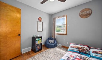 310 N Woodhill Dr, Amherst, OH 44001