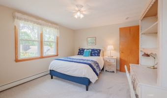 7 Robin Hill Ln, Athens, OH 45701
