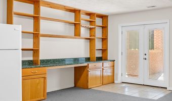 3628 S SPOTSWOOD Trl, Barboursville, VA 22923