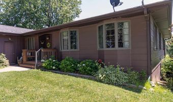 305 E 21st St, Atlantic, IA 50022