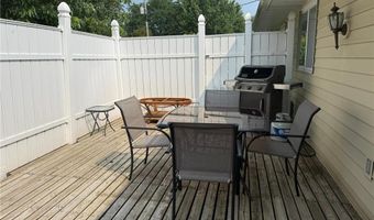 1432 Regency Ln, Albert Lea, MN 56007