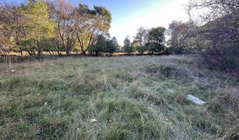 228 5 E Center St, Alma, MI 48801