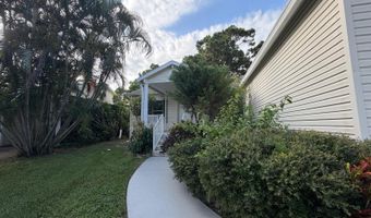 4165 3rd Ct, Atlantis, FL 33462
