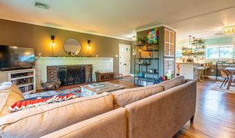 190 NE Crestview Dr, Abingdon, VA 24210