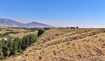 1452 Southfork Rd, Cody, WY 82414