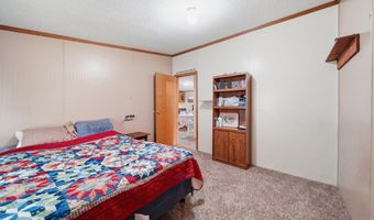 510 Missouri River Ct, Adrian, MI 49221