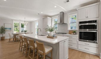 2206 National St, Beaufort, SC 29902