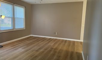 5 Webster Dr, Ansonia, CT 06401