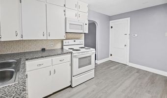 3208 Batson Dr, Alton, IL 62002