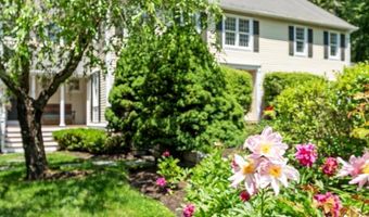 9 Ladyslipper Ln, Acton, MA 01720