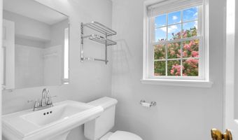 2971 S COLUMBUS St B1, Arlington, VA 22206