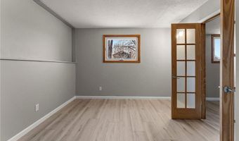 13804 Euclid Ct, Apple Valley, MN 55124