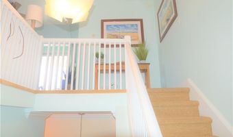 398 Wolcott Ave 9, Middletown, RI 02842