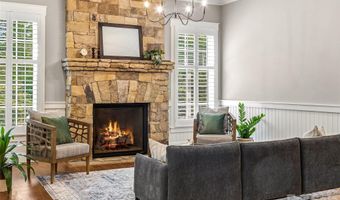 1 Cedar Chine Dr, Asheville, NC 28803