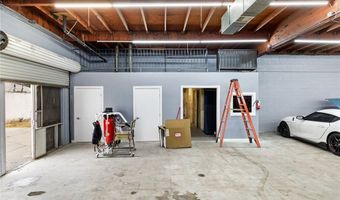 915 N Willowbrook Ave, Compton, CA 90220
