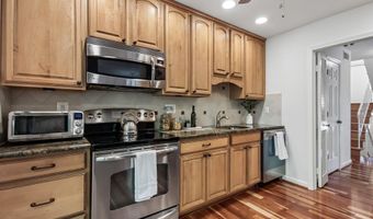 3333 BRECKENRIDGE Ct, Annandale, VA 22003