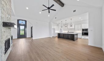233 Oak Meadow Ln, Weatherford, TX 76085