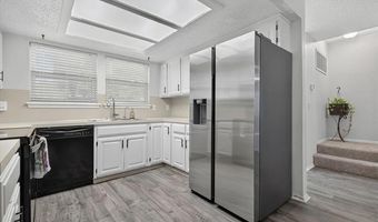 5225 Nowata Rd E-102, Bartlesville, OK 74006