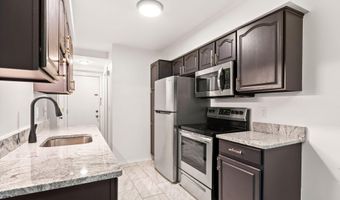 3034 Forest Creek Ct, Ann Arbor, MI 48108