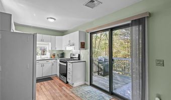 774 Cooper Rd, Glocester, RI 02814