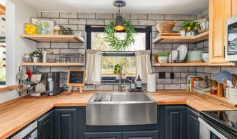 60 BUCKRAIL Ln, Alpine, WY 83128