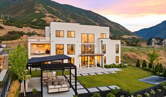 348 E HIDDEN LAKE Dr, Bountiful, UT 84010