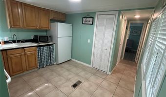 6424 SW 170TH St, Archer, FL 32618