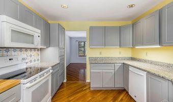 55 Cove Ct, Hamilton, OH 45013