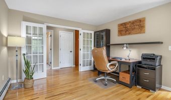 212 Oak Hill Rd, Barrington, NH 03825