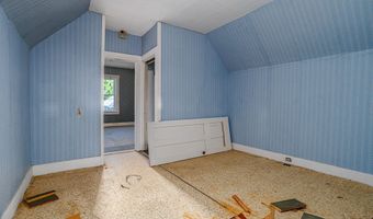 15 Central St, Ashburnham, MA 01430
