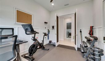 7420 PARADISO Dr, Apollo Beach, FL 33572