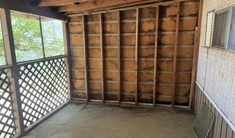 17300 Fuzzy Ln, Anderson, CA 96007