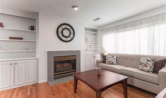2 Stevenson Way, Narragansett, RI 02882