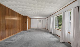 16019 Briarwood Ln, Abingdon, VA 24210