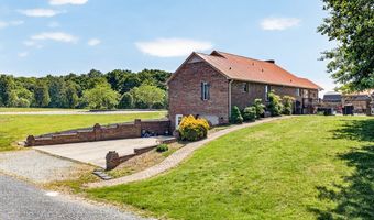 4015 Baxter Rd, Baxter, TN 38544