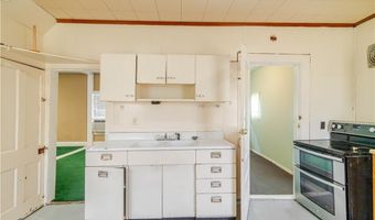 1017 S 5th St, Atchison, KS 66002