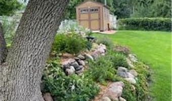 319 Garden Rd, Albert Lea, MN 56007