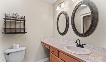 71 Portobello Rd, Arden, NC 28704