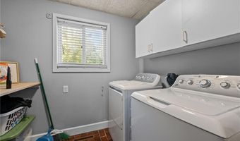 1273 Cedar Creek Dr, Asheboro, NC 27205