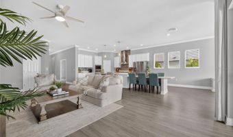 7322 PARADISO Dr, Apollo Beach, FL 33572