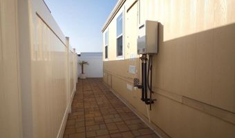 62 Hummingbird Ln, Oceanside, CA 92057