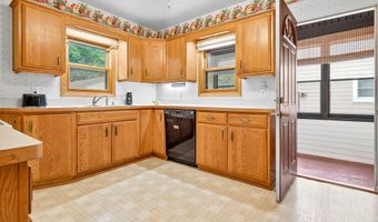 1015 E ELDORADO St, Appleton, WI 54911