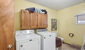 430 Bridge Ave, Alma, MI 48801