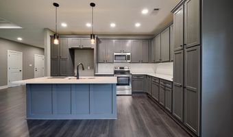 12915 Styles Rd, Bauxite, AR 72011