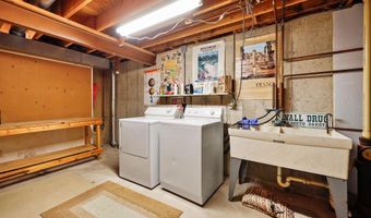 2606 McKenna Blvd, Madison, WI 53711