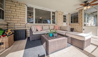 111 Moyne Dr, Abilene, KS 67410