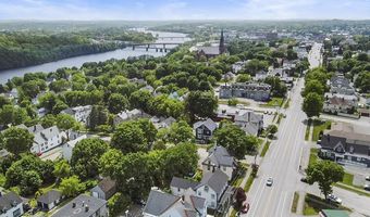 12 E Summer St, Bangor, ME 04401