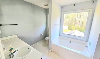 250 Pope Lake Rd, Angier, NC 27501