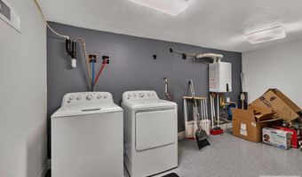 359 S Shilling Ave, Blackfoot, ID 83201